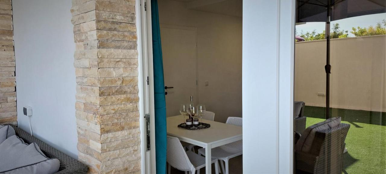 Vip Deluxe Apartment Arian Novalja Exterior photo