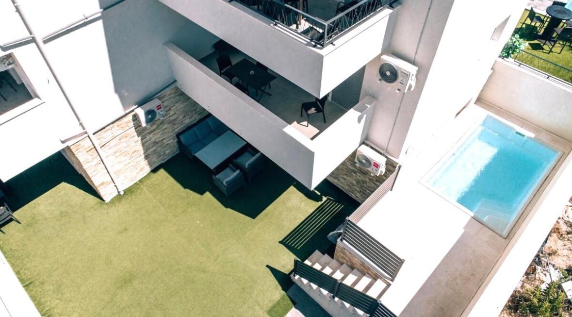 Vip Deluxe Apartment Arian Novalja Exterior photo
